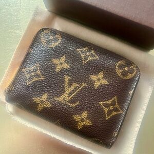 Louis Vuitton Monogram Zippy Compact Wallet 2011 Good